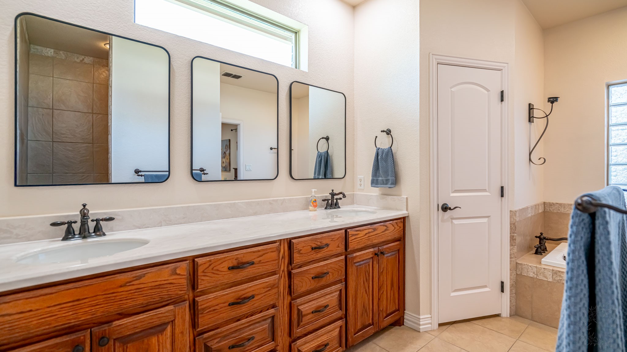 2113 Darby Dan Court Granbury TX 76049