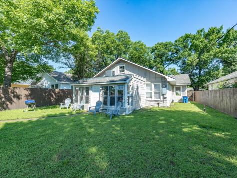 711 W Knox Street Ennis TX 75119