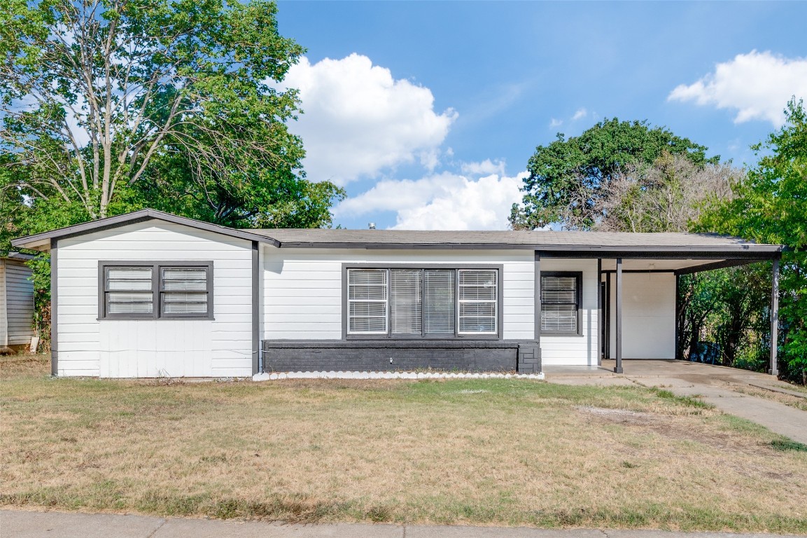 1900 Flemming Drive Fort Worth TX 76112