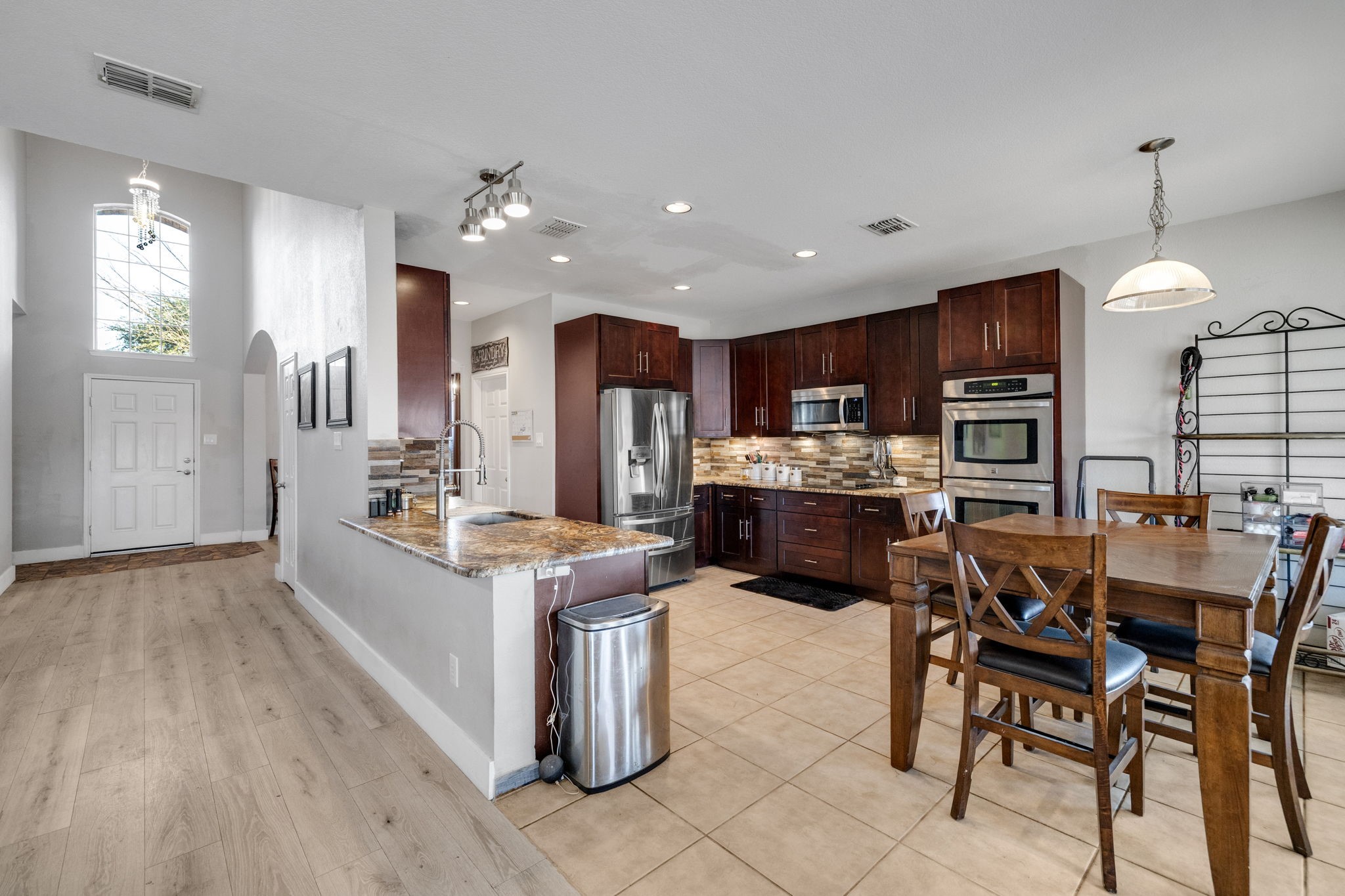 4029 Bridge Water Road Heartland TX 75126
