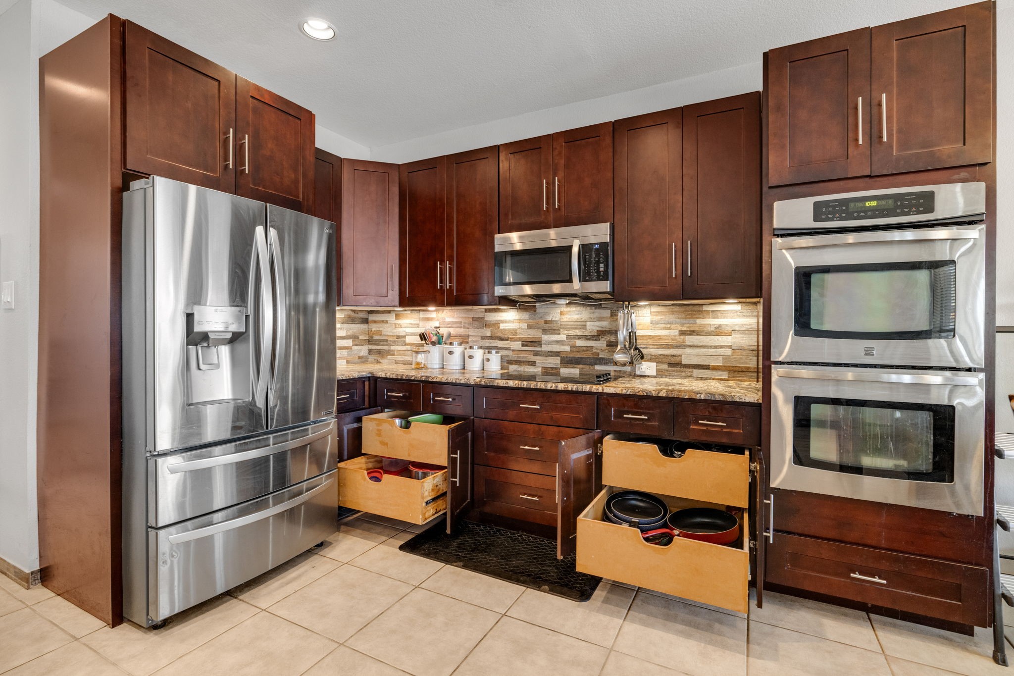 4029 Bridge Water Road Heartland TX 75126