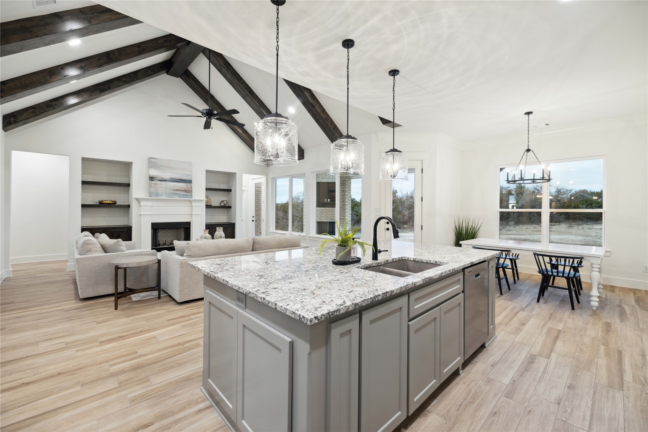 252 Oak Meadow Lane Weatherford TX 76085