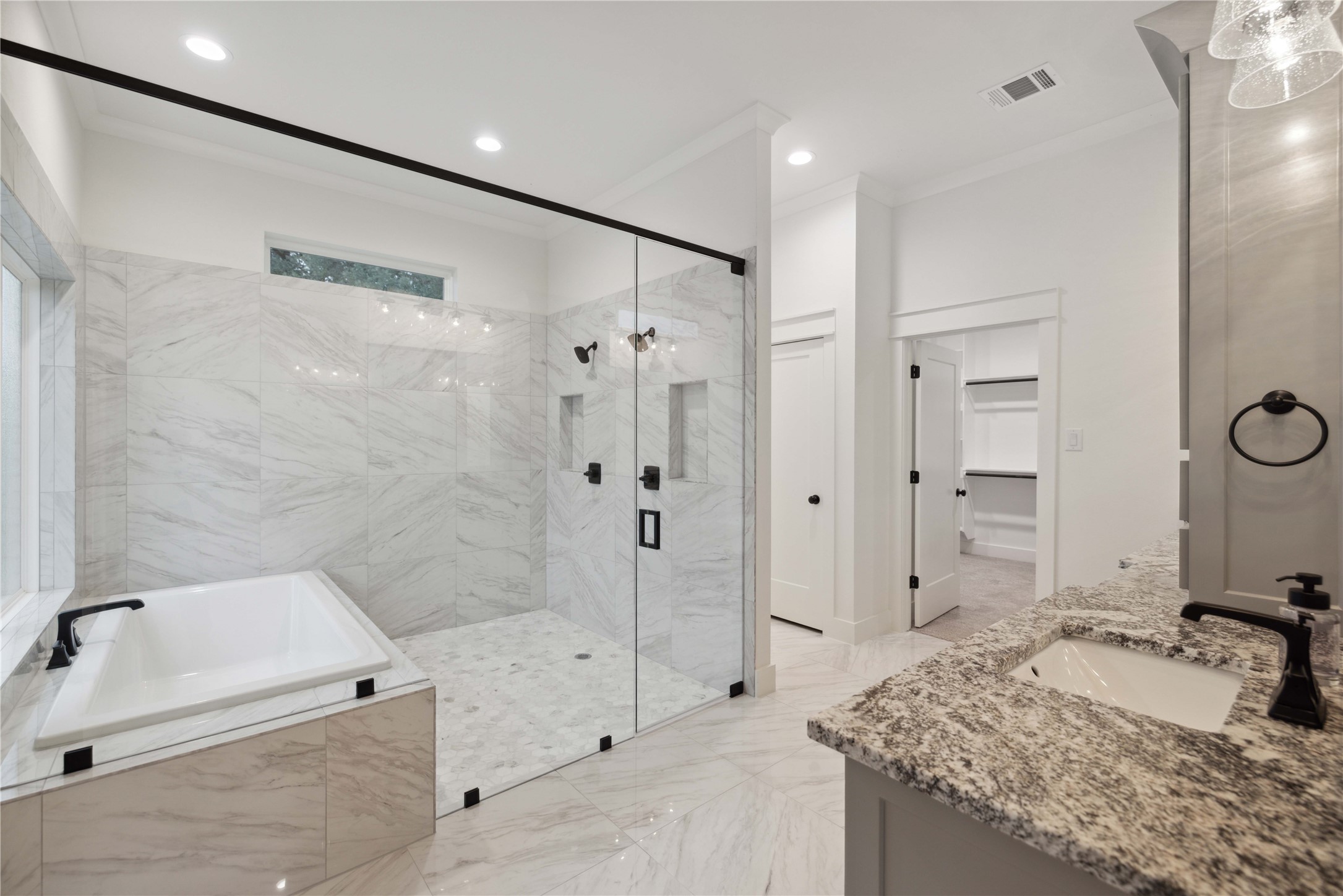 252 Oak Meadow Lane Weatherford TX 76085