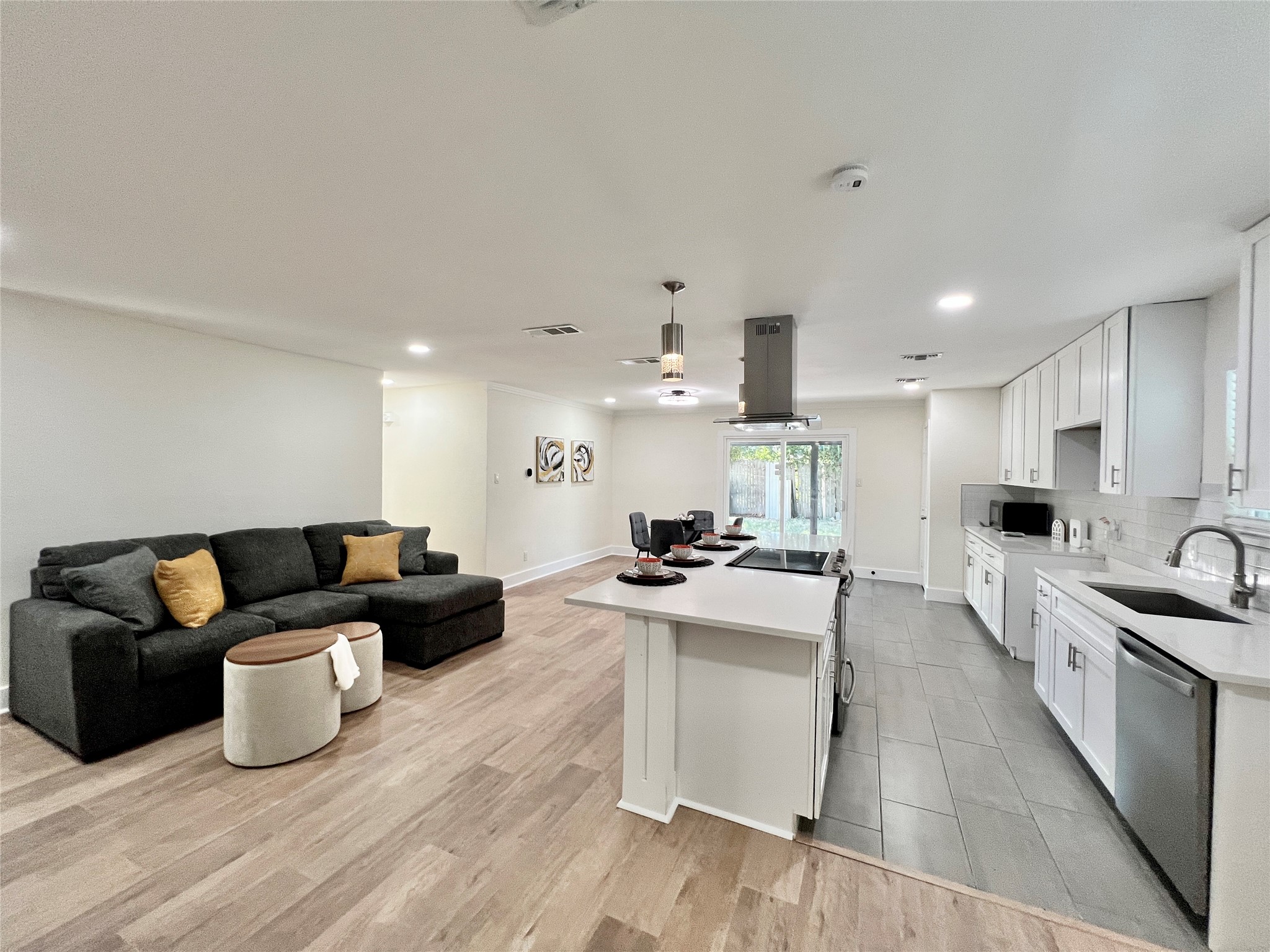 5008 Queen Ann Drive Forest Hill TX 76119