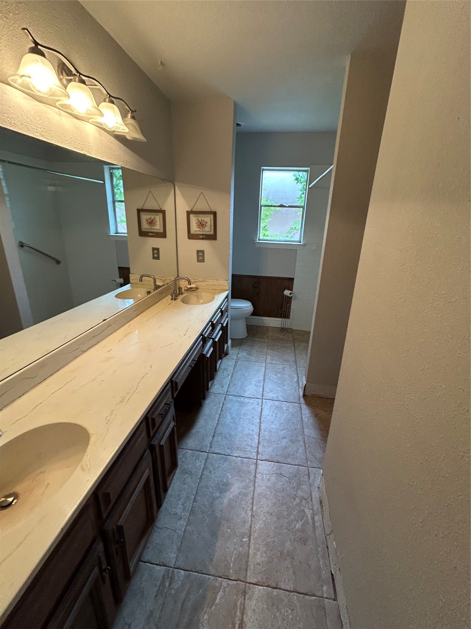1815 Lakemont Drive Arlington TX 76013