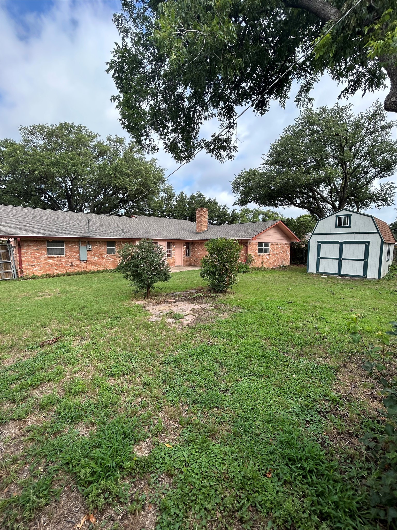 1815 Lakemont Drive Arlington TX 76013