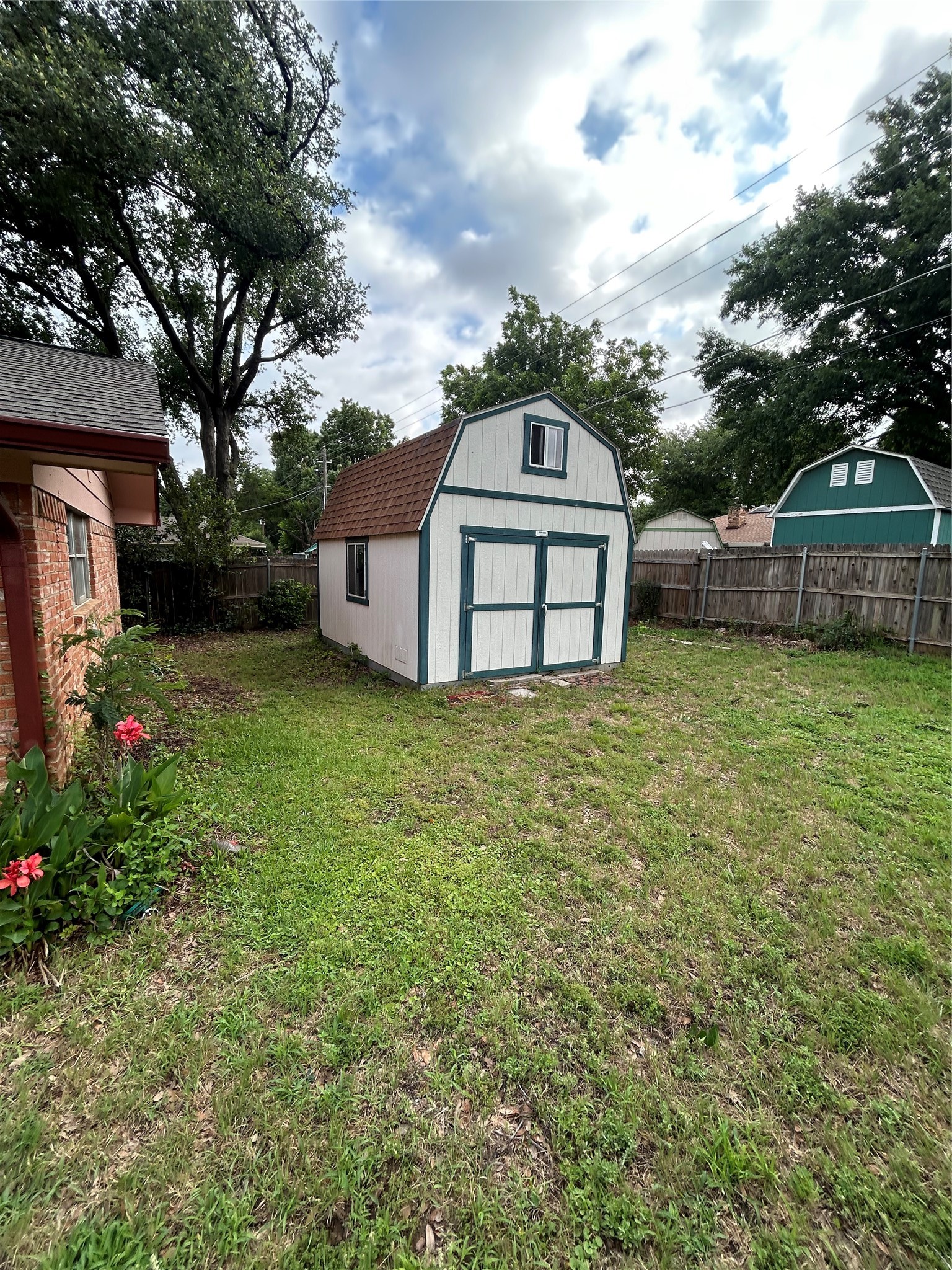 1815 Lakemont Drive Arlington TX 76013