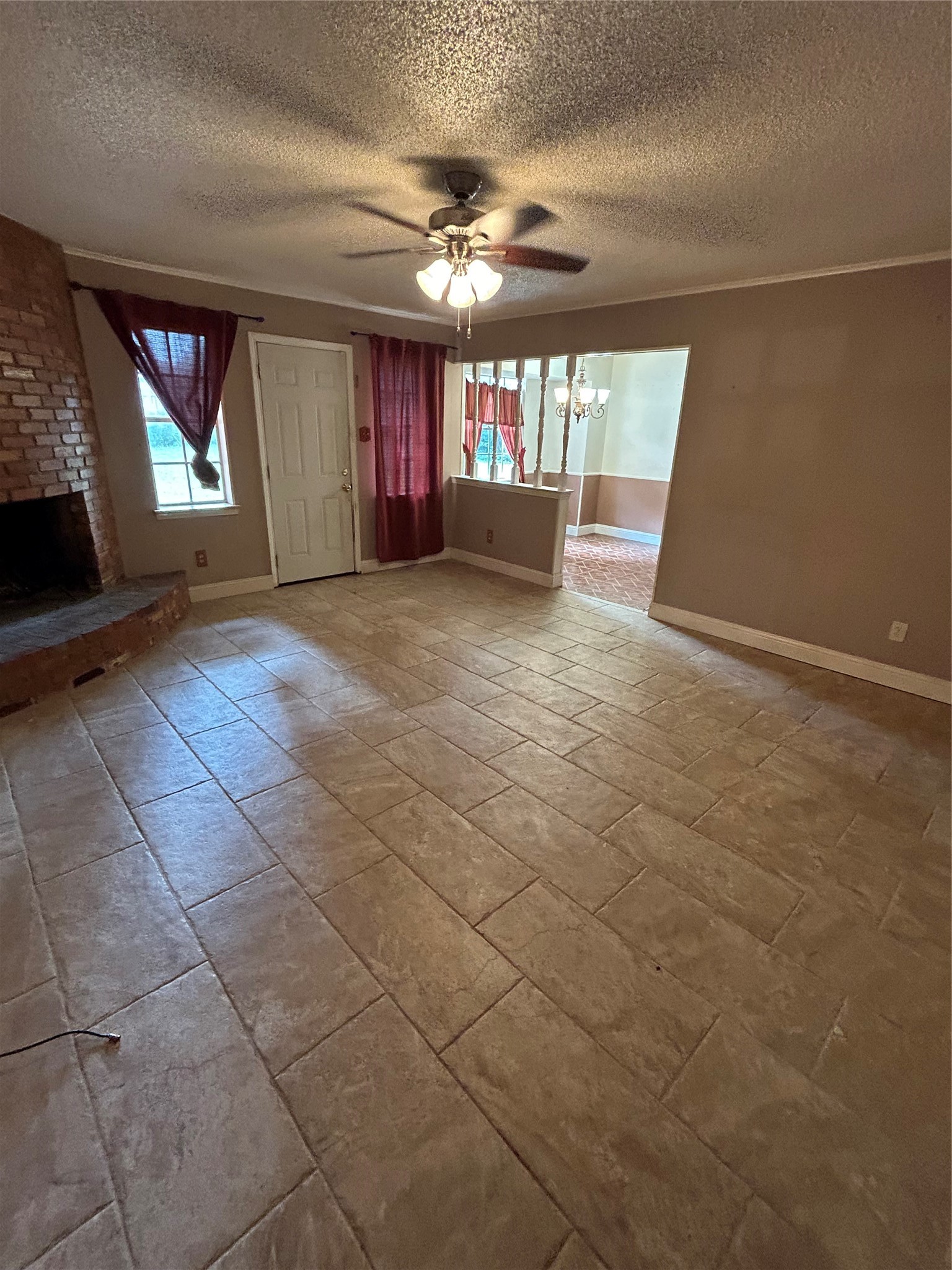 1815 Lakemont Drive Arlington TX 76013