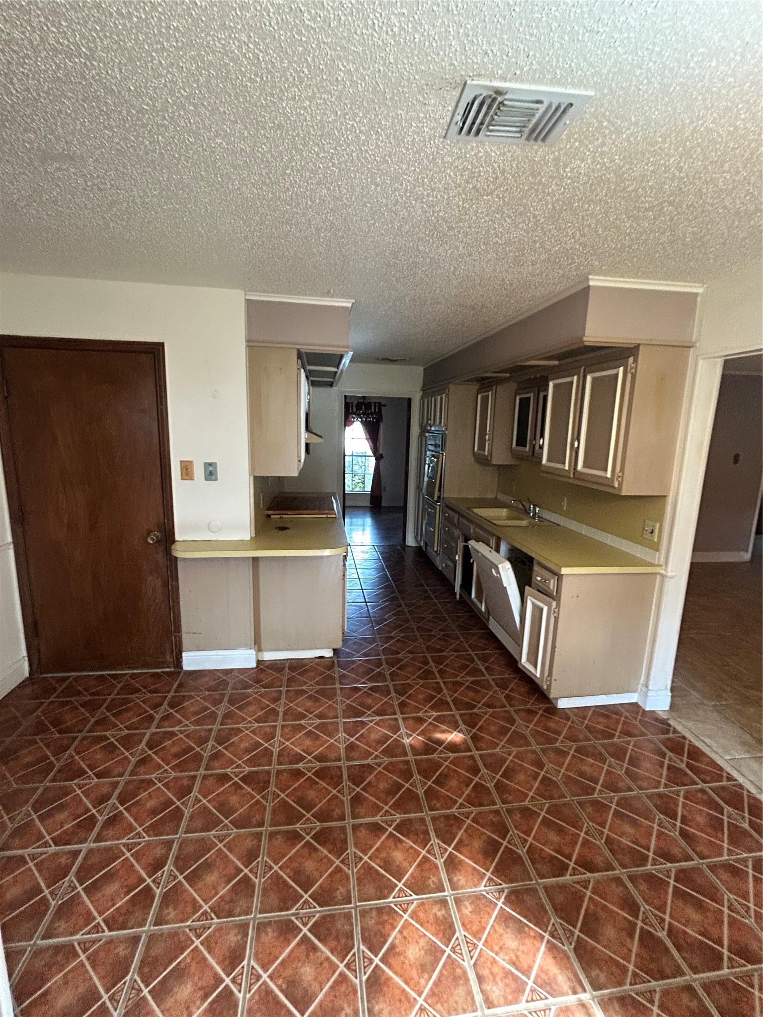 1815 Lakemont Drive Arlington TX 76013