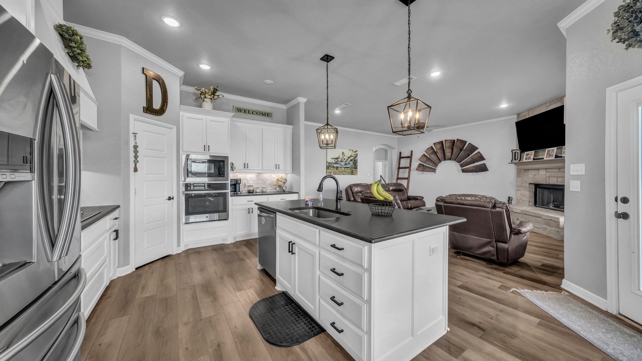 677 County Road 3341 Paradise TX 76073
