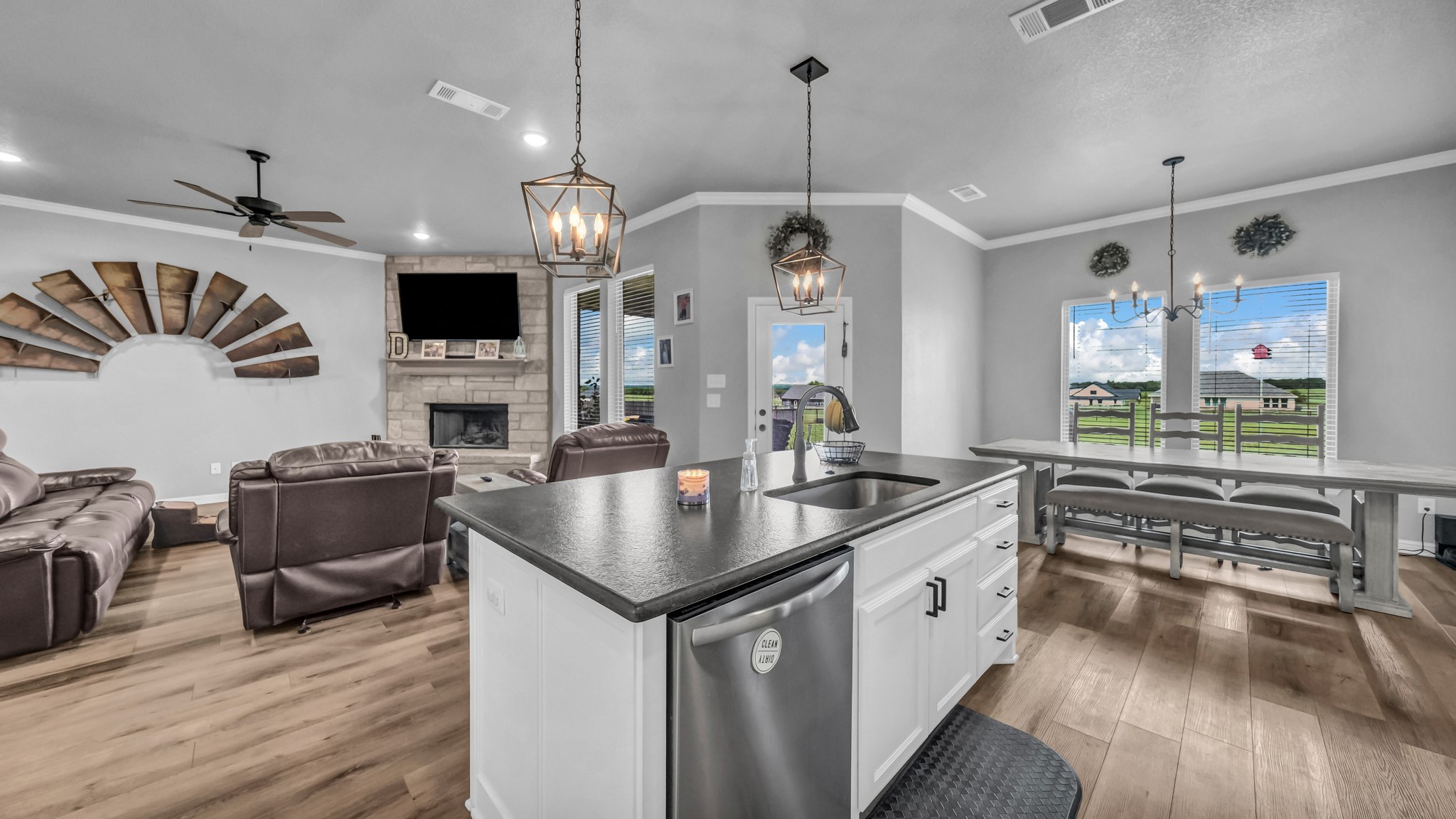 677 County Road 3341 Paradise TX 76073