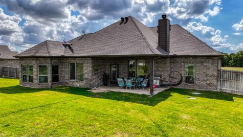677 County Road 3341 Paradise TX 76073