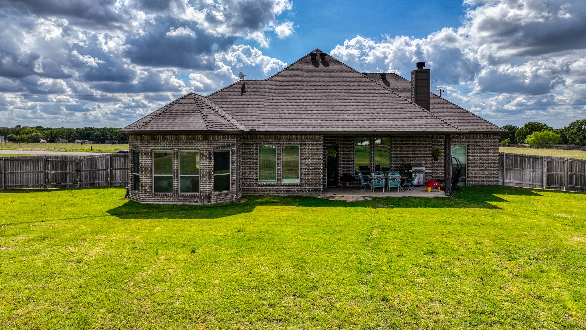 677 County Road 3341 Paradise TX 76073