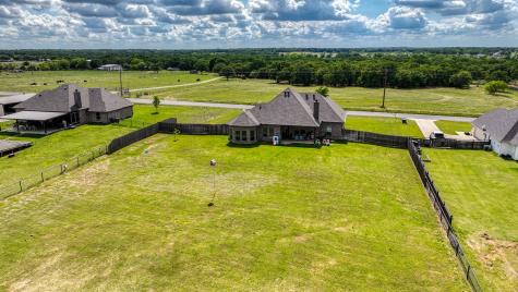 677 County Road 3341 Paradise TX 76073