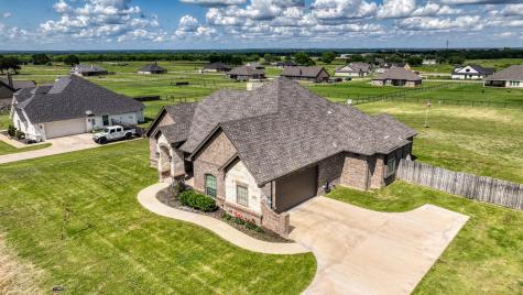 677 County Road 3341 Paradise TX 76073