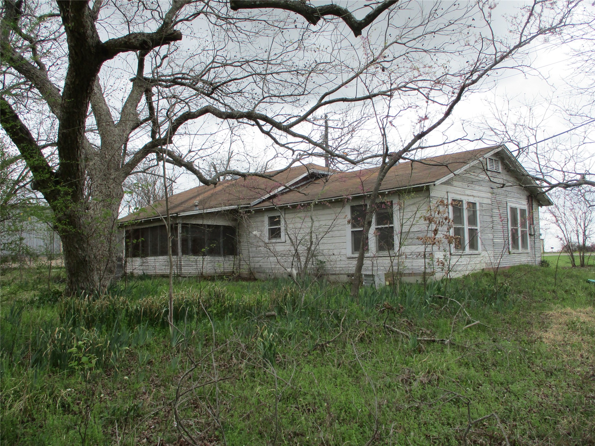 522 E Quitman Street Emory TX 75440