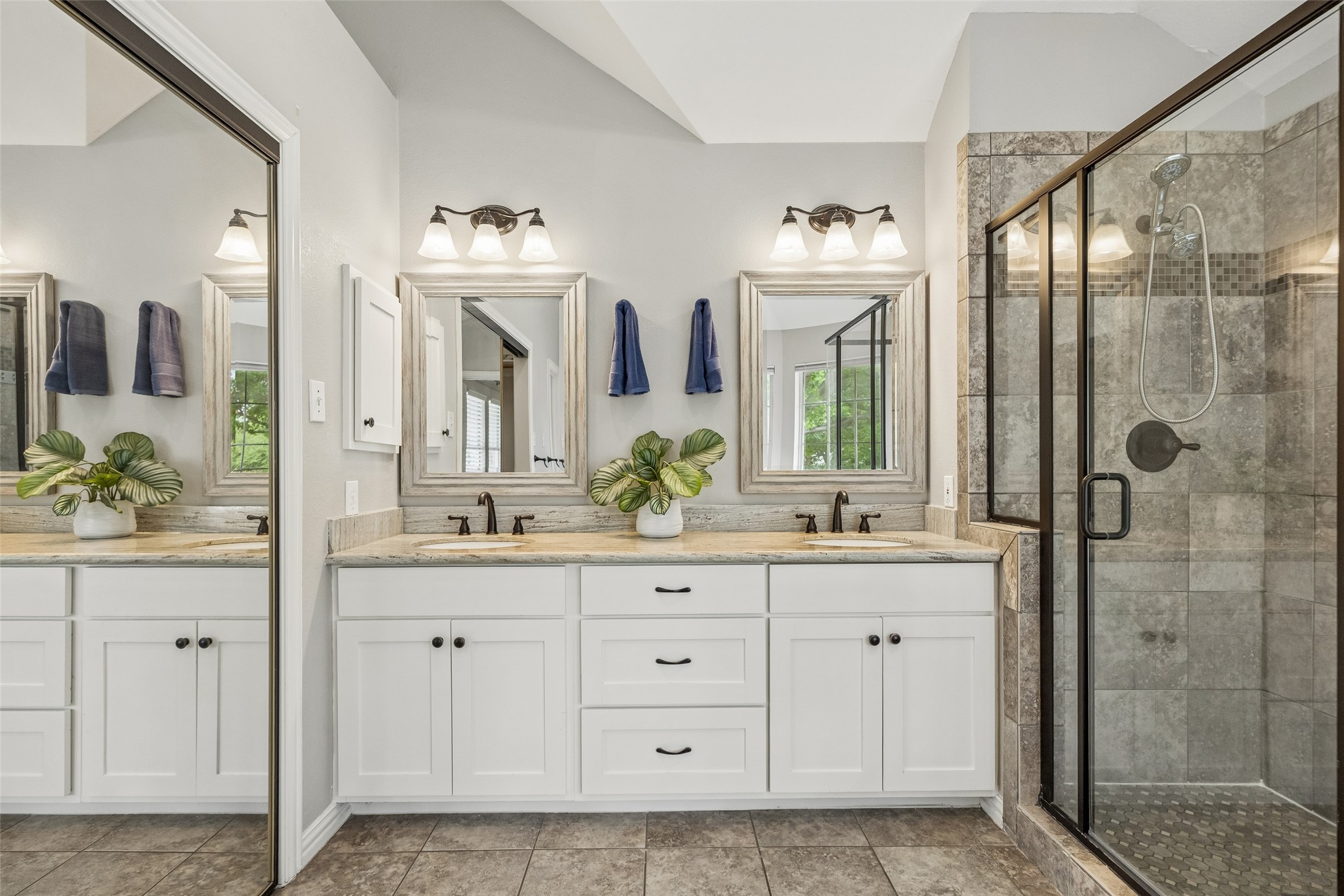 401 Winged Foot Lane Garland TX 75044