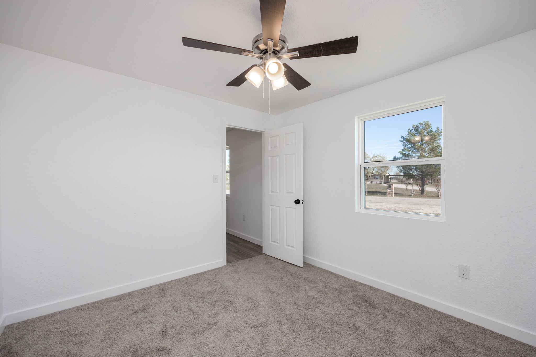 147 Western Lake Drive Weatherford TX 76087