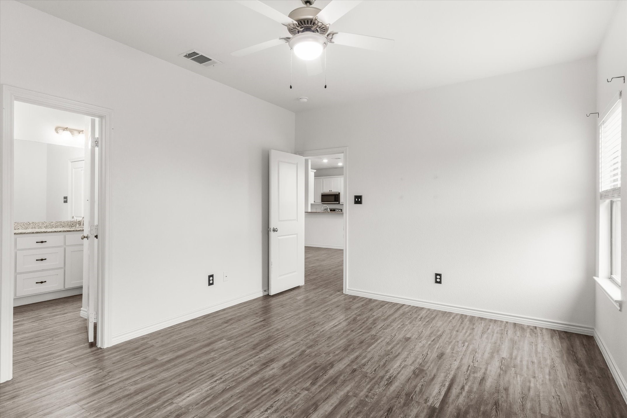 2422 Abigail Lane Mabank TX 75147