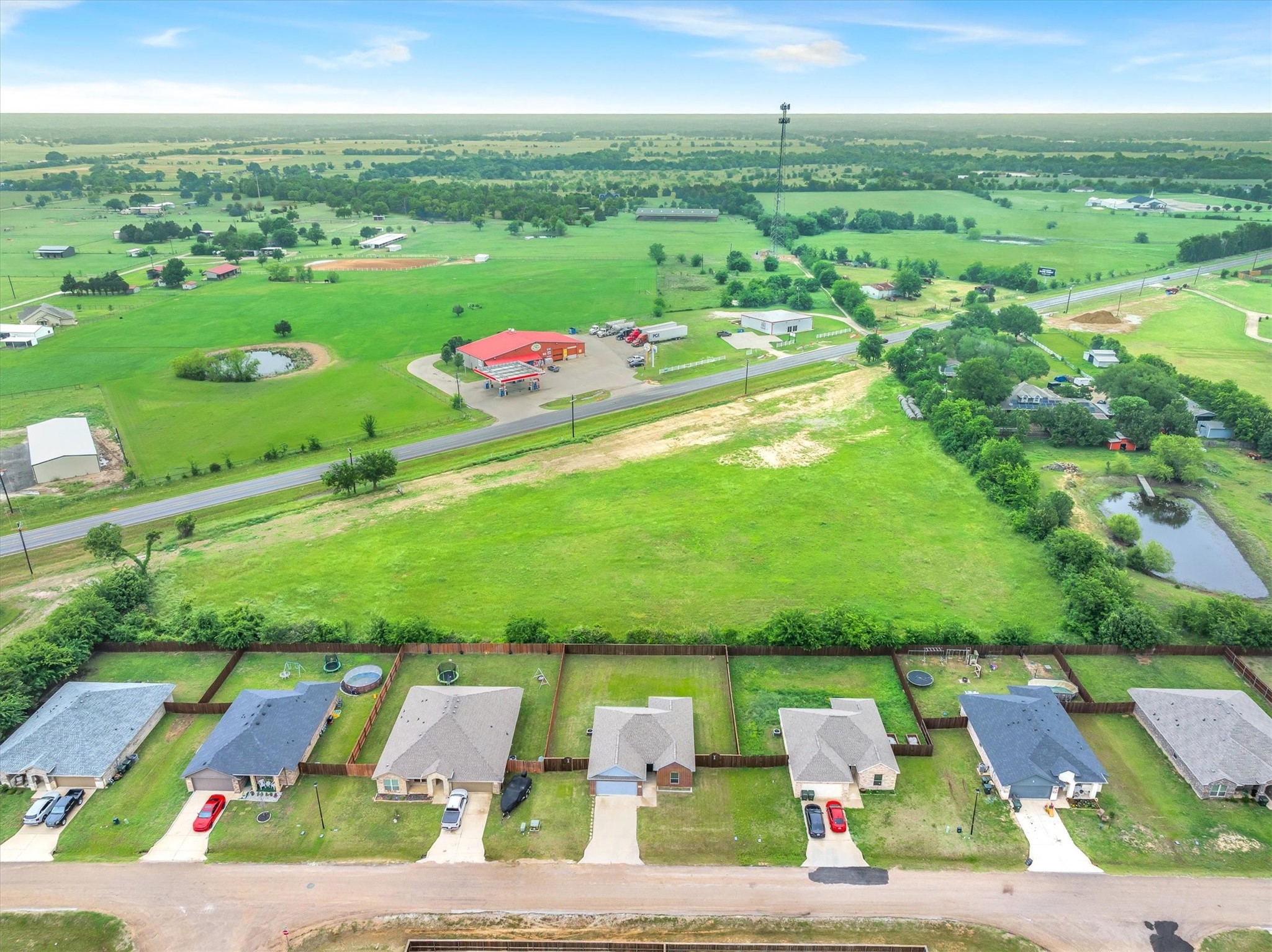 2422 Abigail Lane Mabank TX 75147