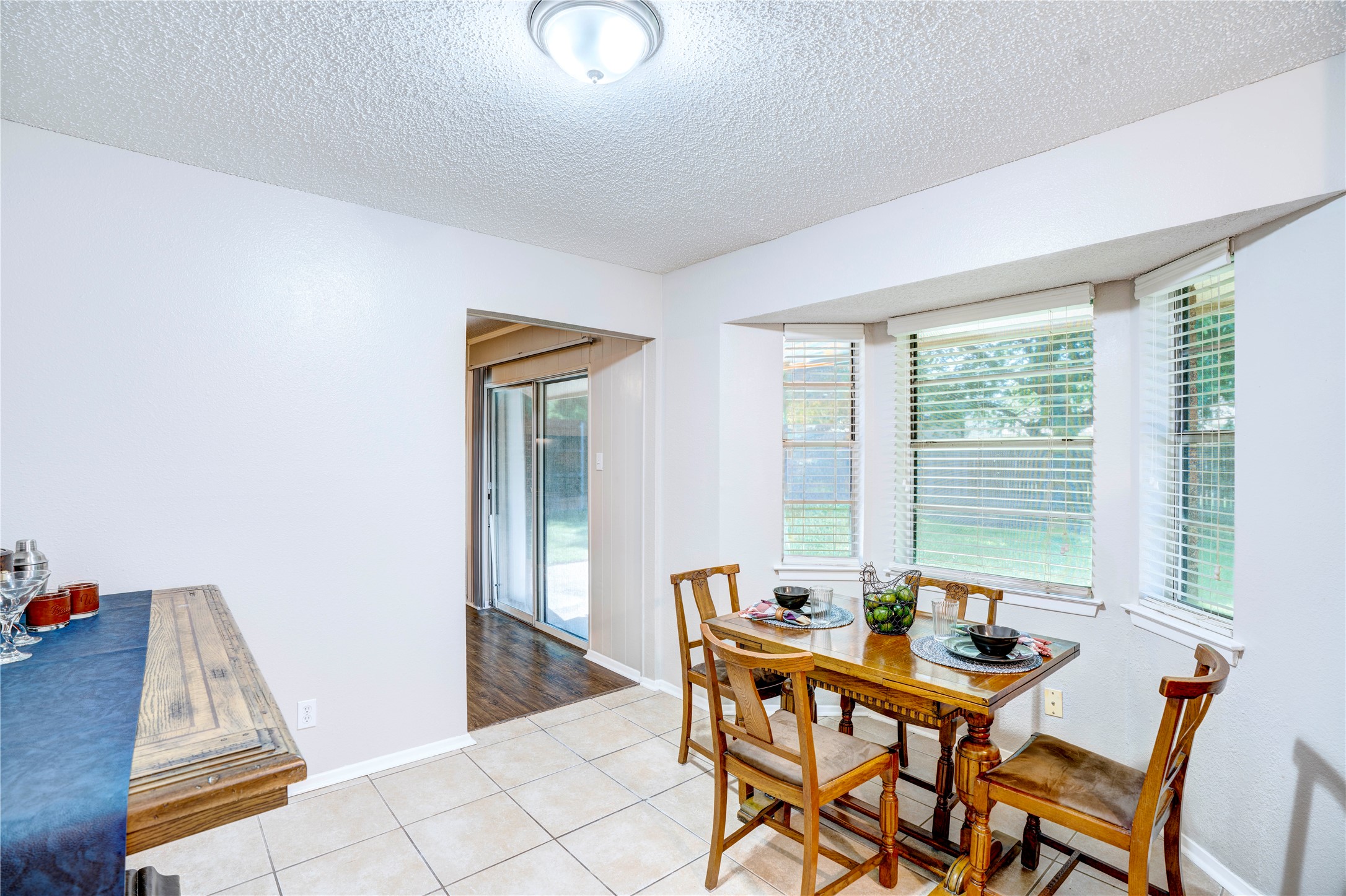 6028 Ridgecrest Drive Watauga TX 76148