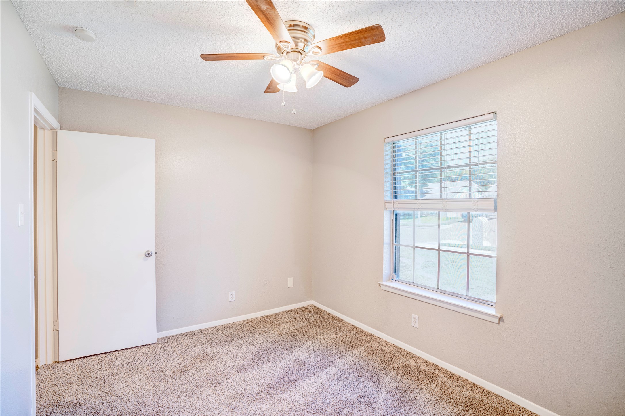 6028 Ridgecrest Drive Watauga TX 76148