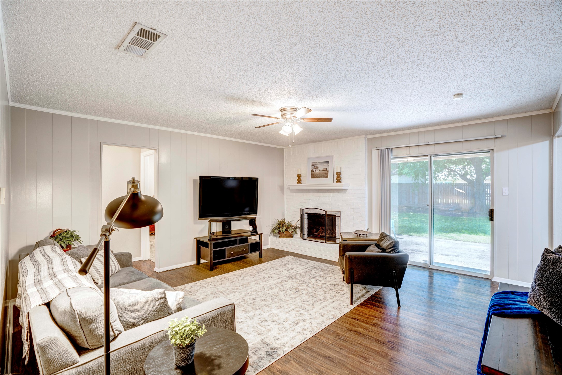 6028 Ridgecrest Drive Watauga TX 76148