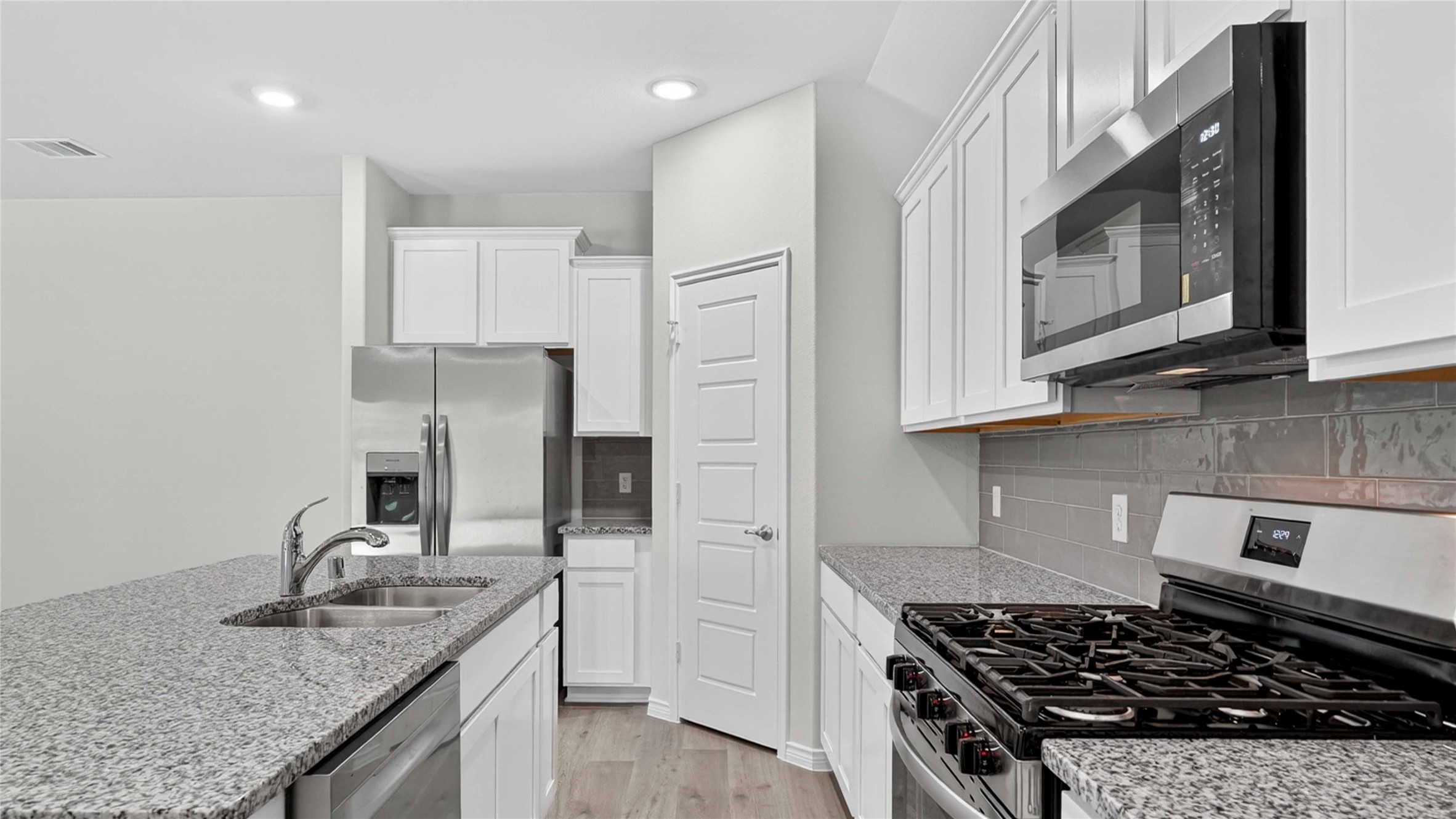 7062 Bison Creek Lane Garland TX 75043