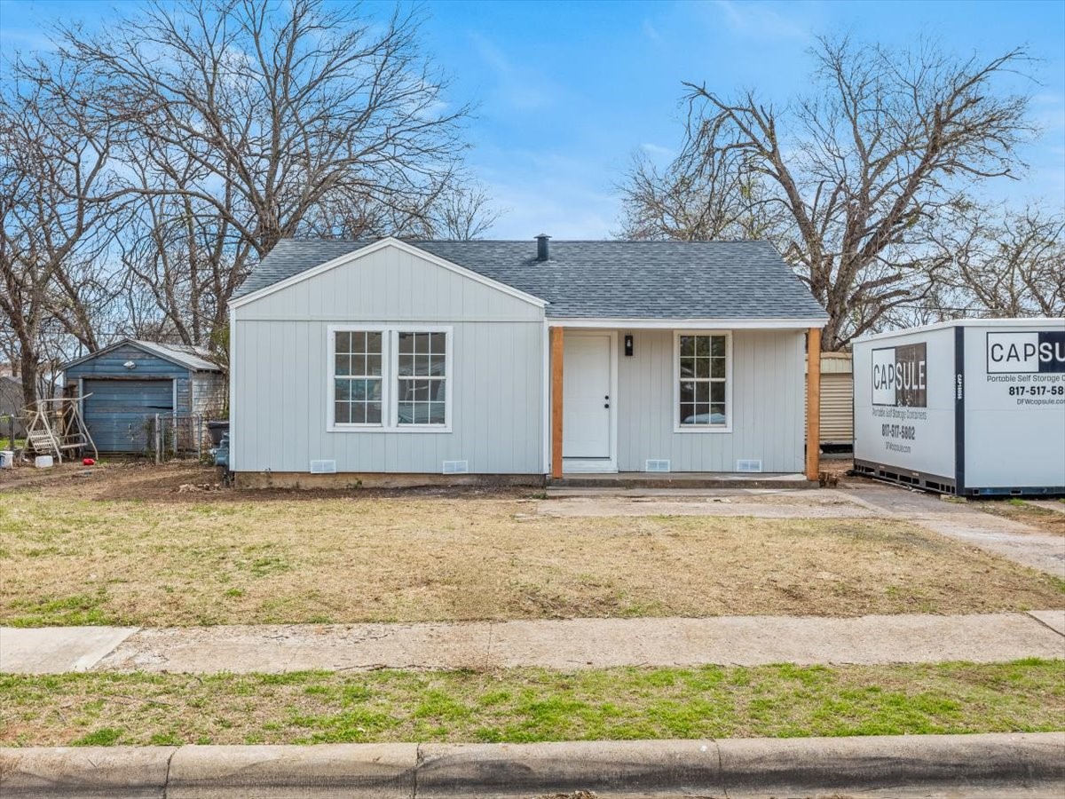2524 Shropshire Street Fort Worth TX 76105