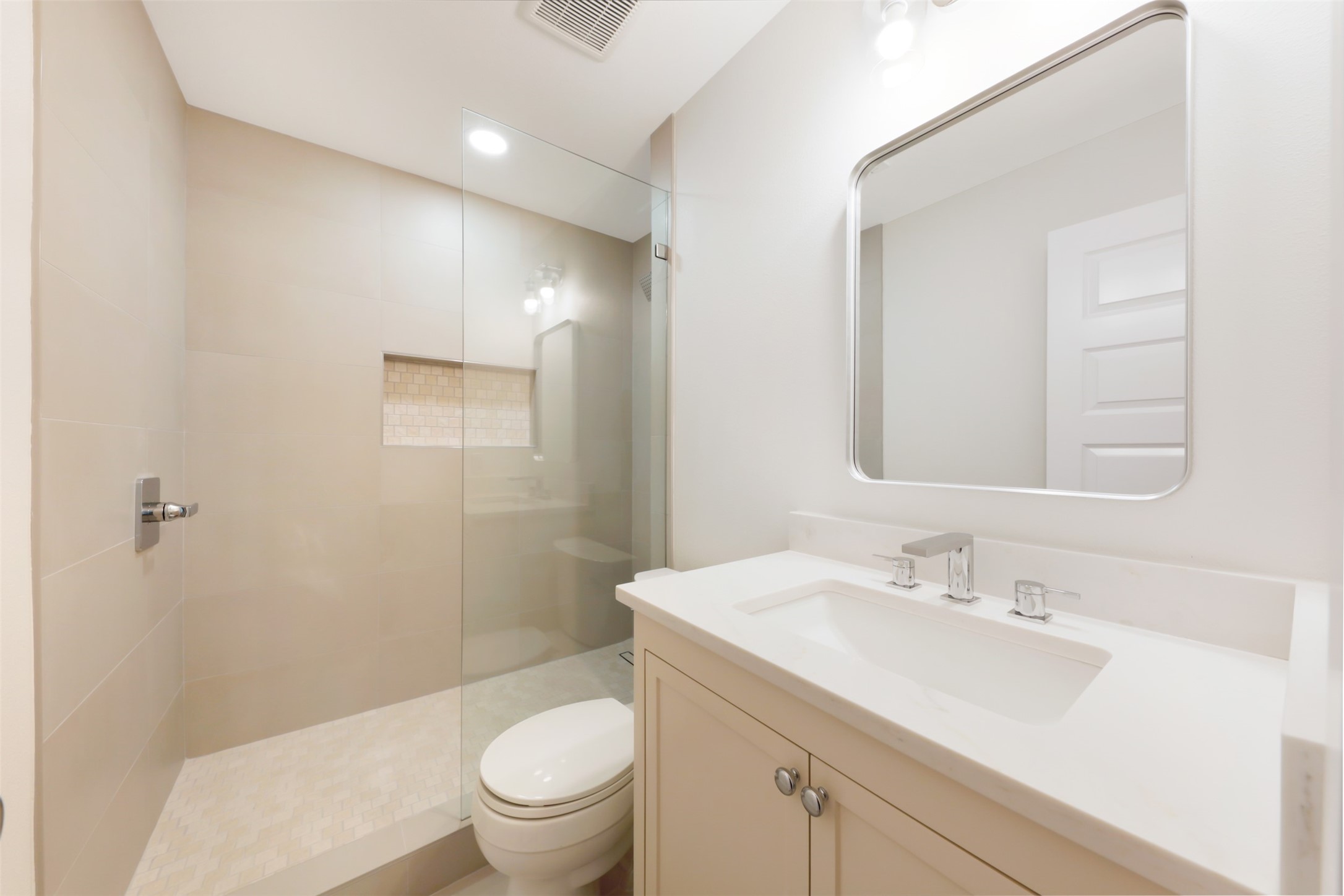 2707 Quail Ridge Drive Carrollton TX 75006