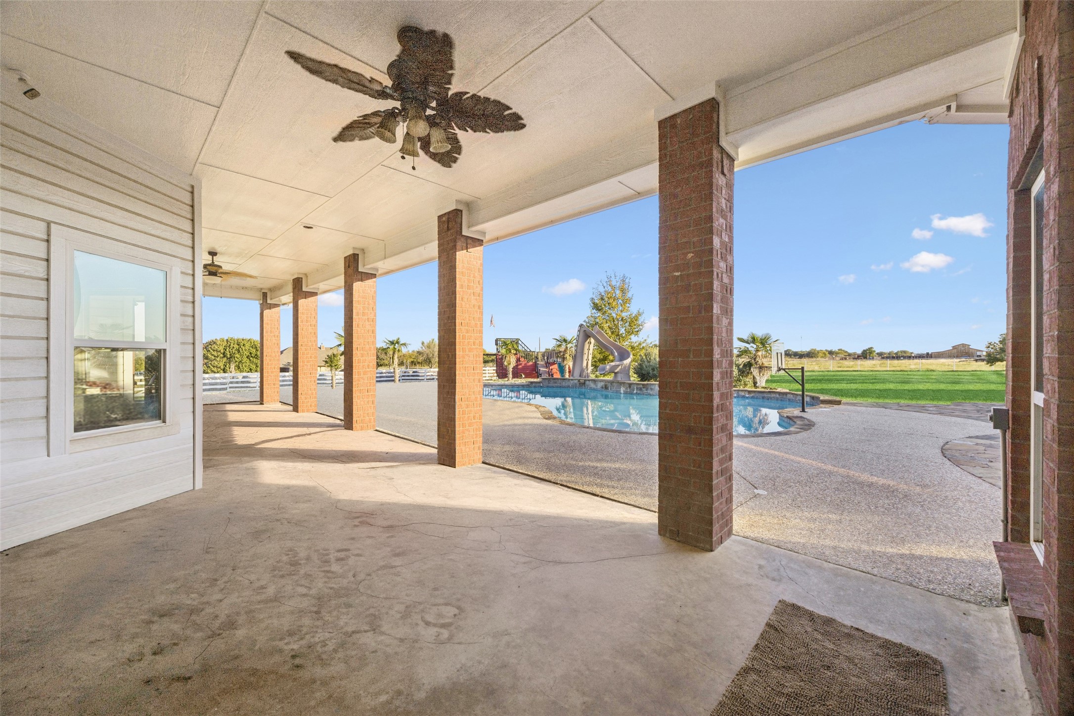 2751-2 Mitchell Road Krum TX 76249