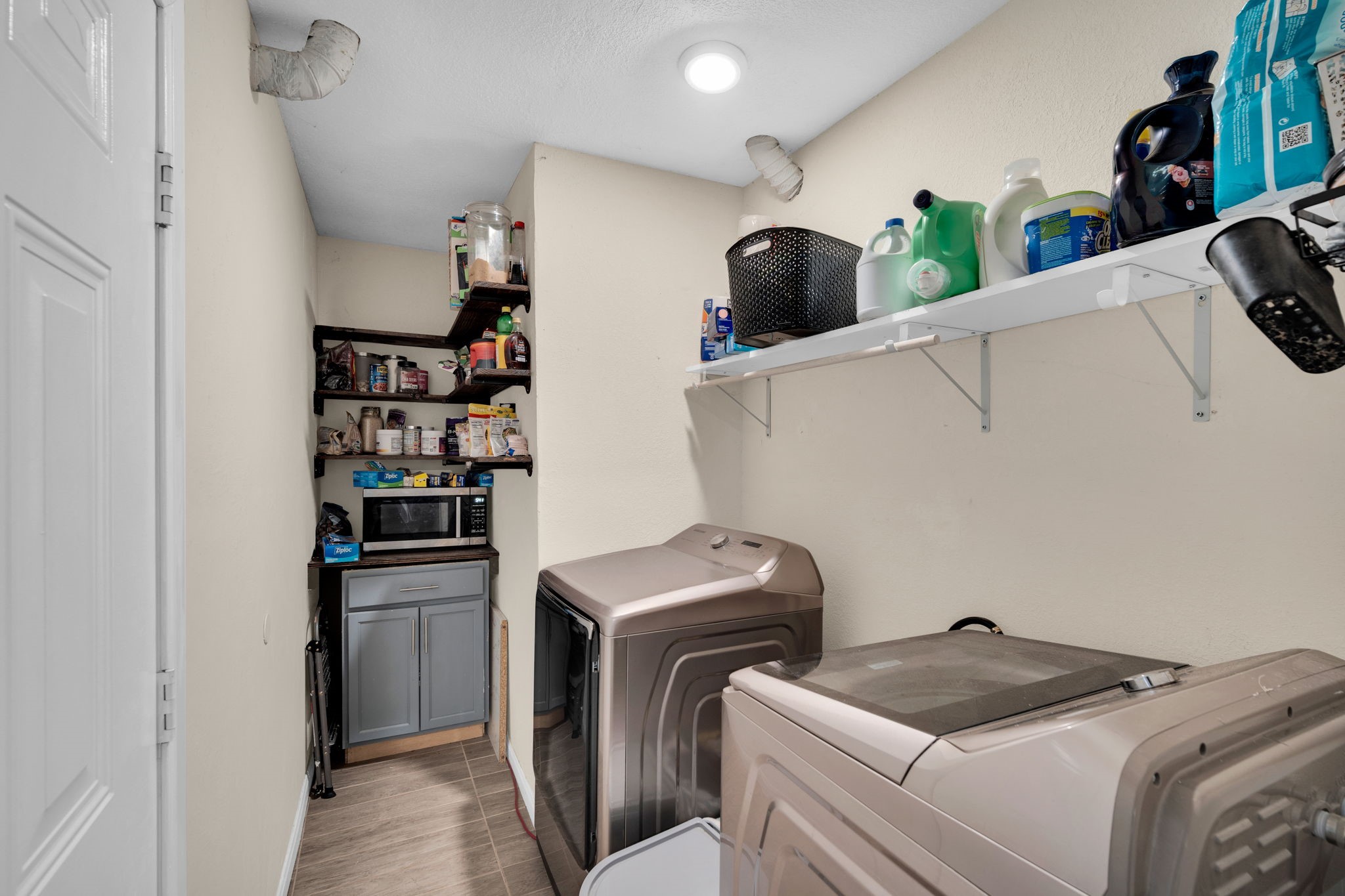 4208 Wiman Drive Fort Worth TX 76119