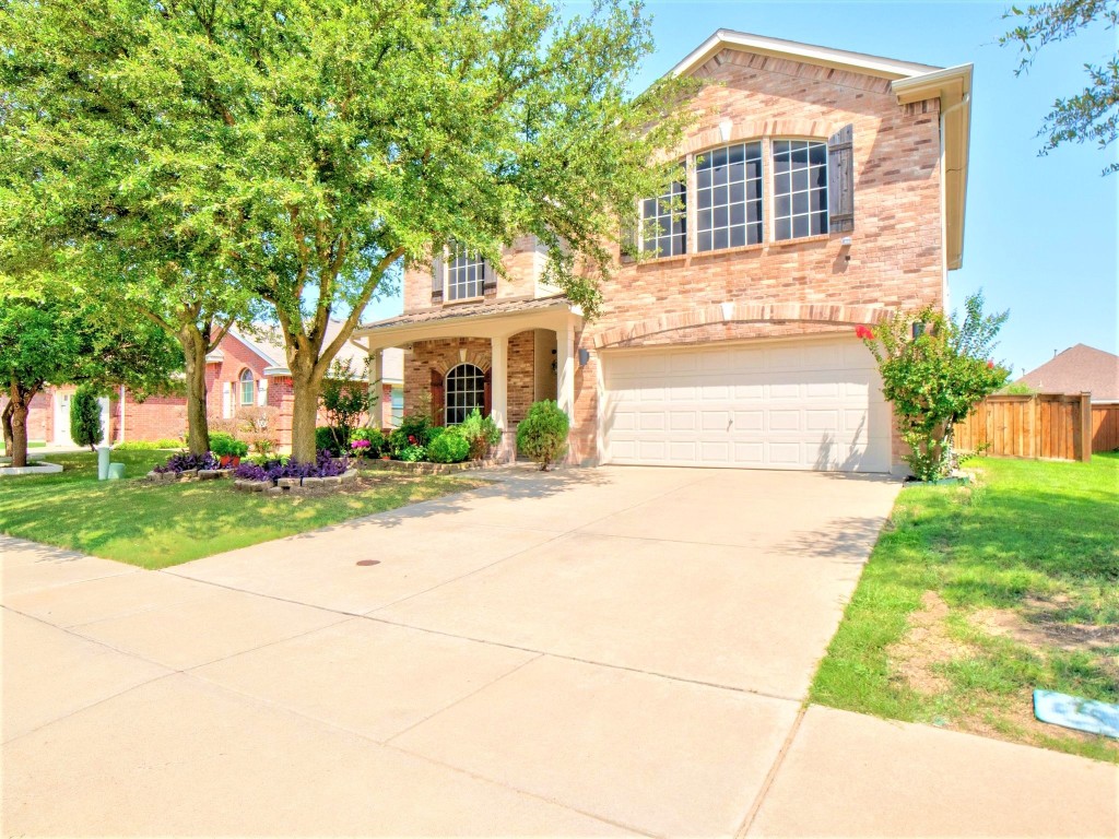3232 Yeltes Grand Prairie TX 75054
