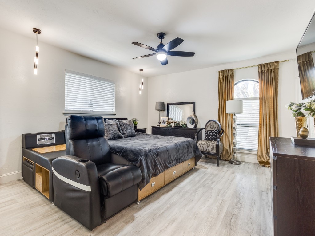 4506 Freeport Drive Garland TX 75043