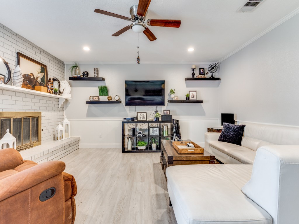 4506 Freeport Drive Garland TX 75043