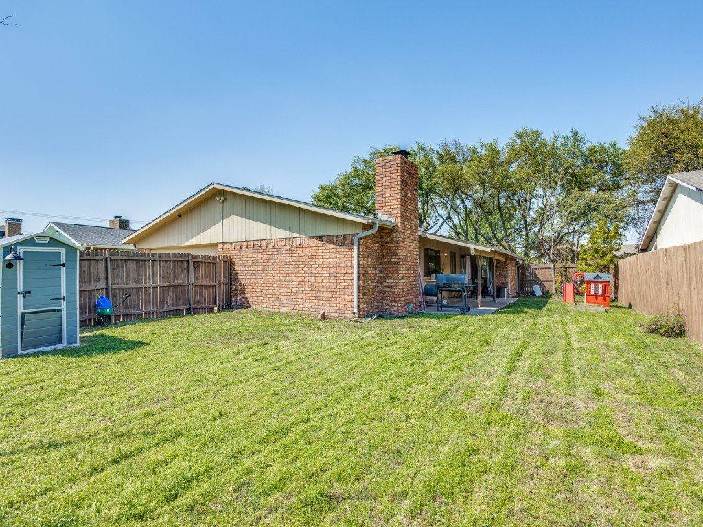 4506 Freeport Drive Garland TX 75043