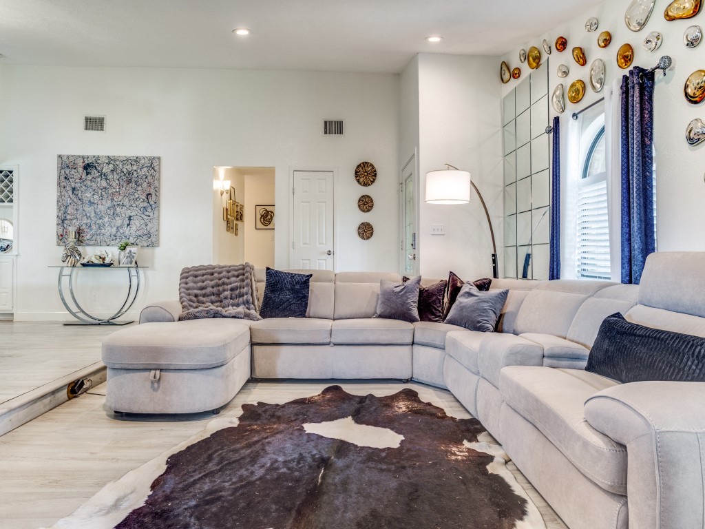 4506 Freeport Drive Garland TX 75043