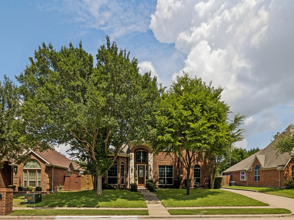 1192 Oak Hill Lane Murphy TX 75094