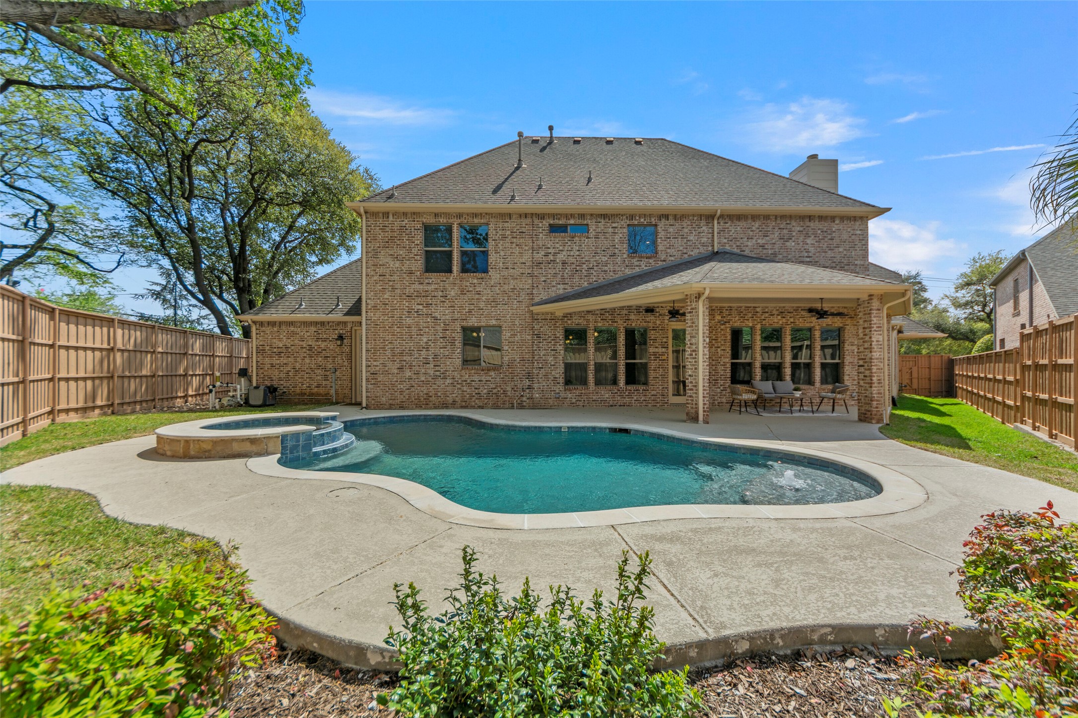 9515 Edith Lane Dallas TX 75220