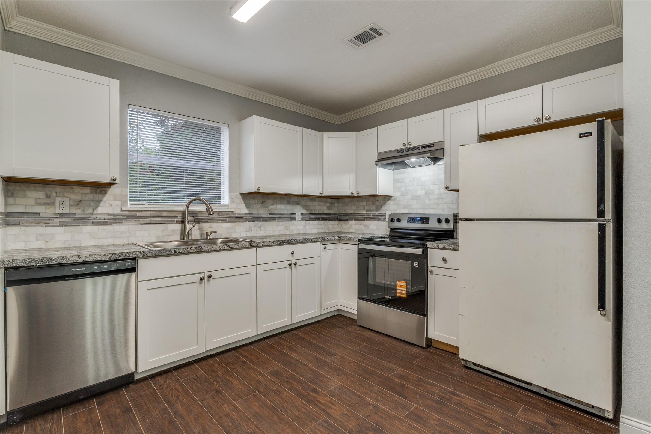 1239 Cedar Haven Avenue Dallas TX 75216