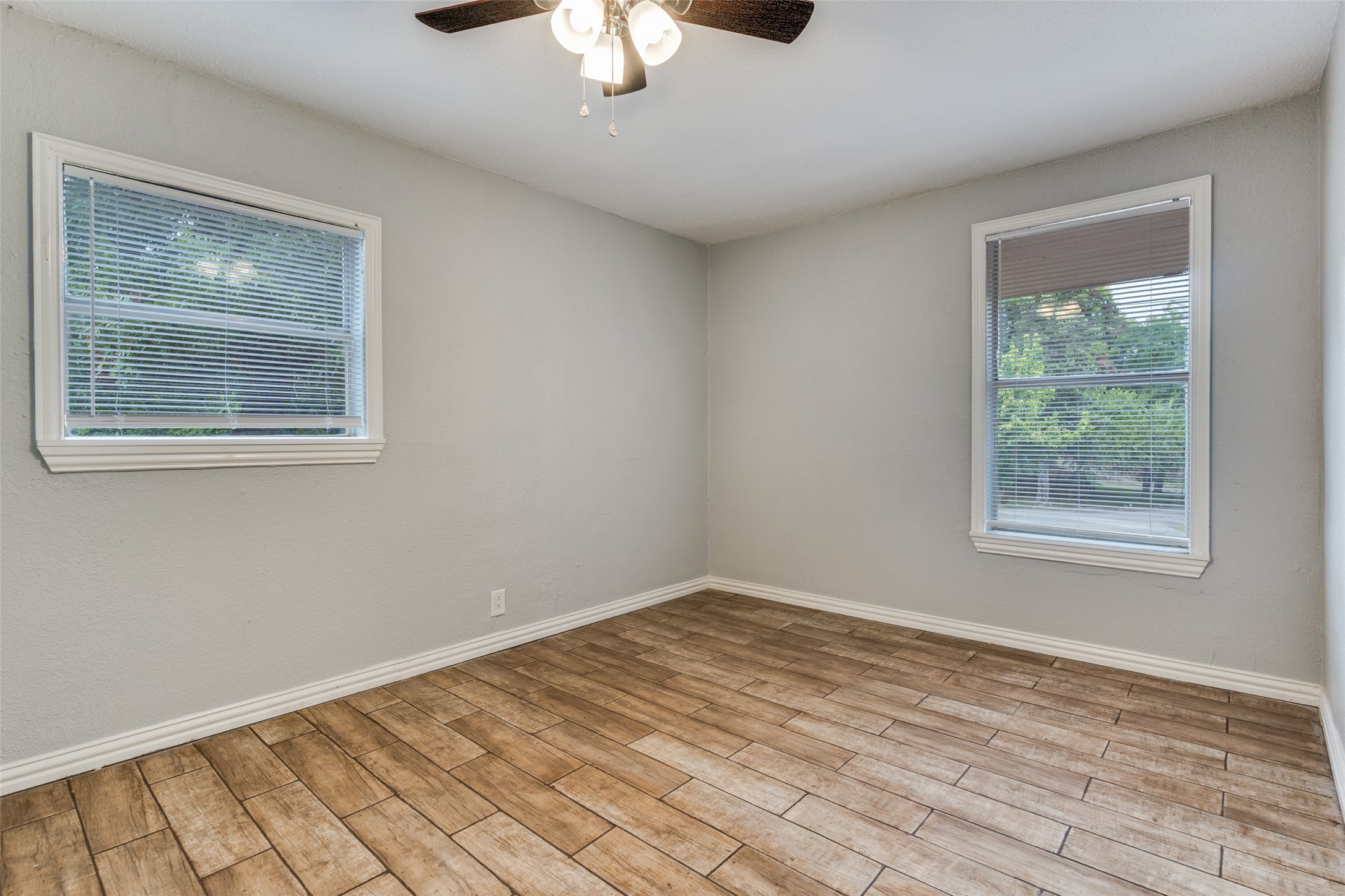 1239 Cedar Haven Avenue Dallas TX 75216