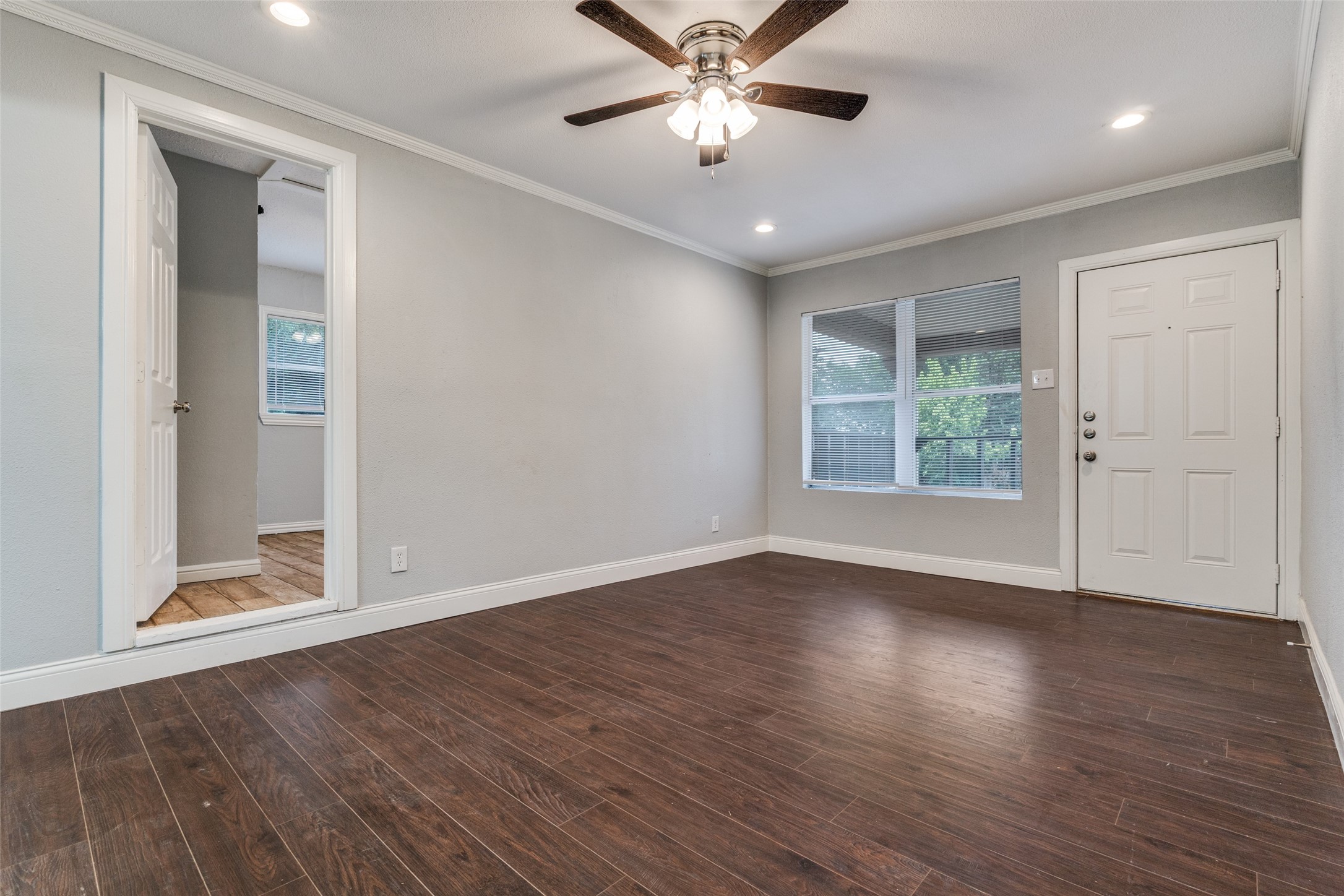 1239 Cedar Haven Avenue Dallas TX 75216