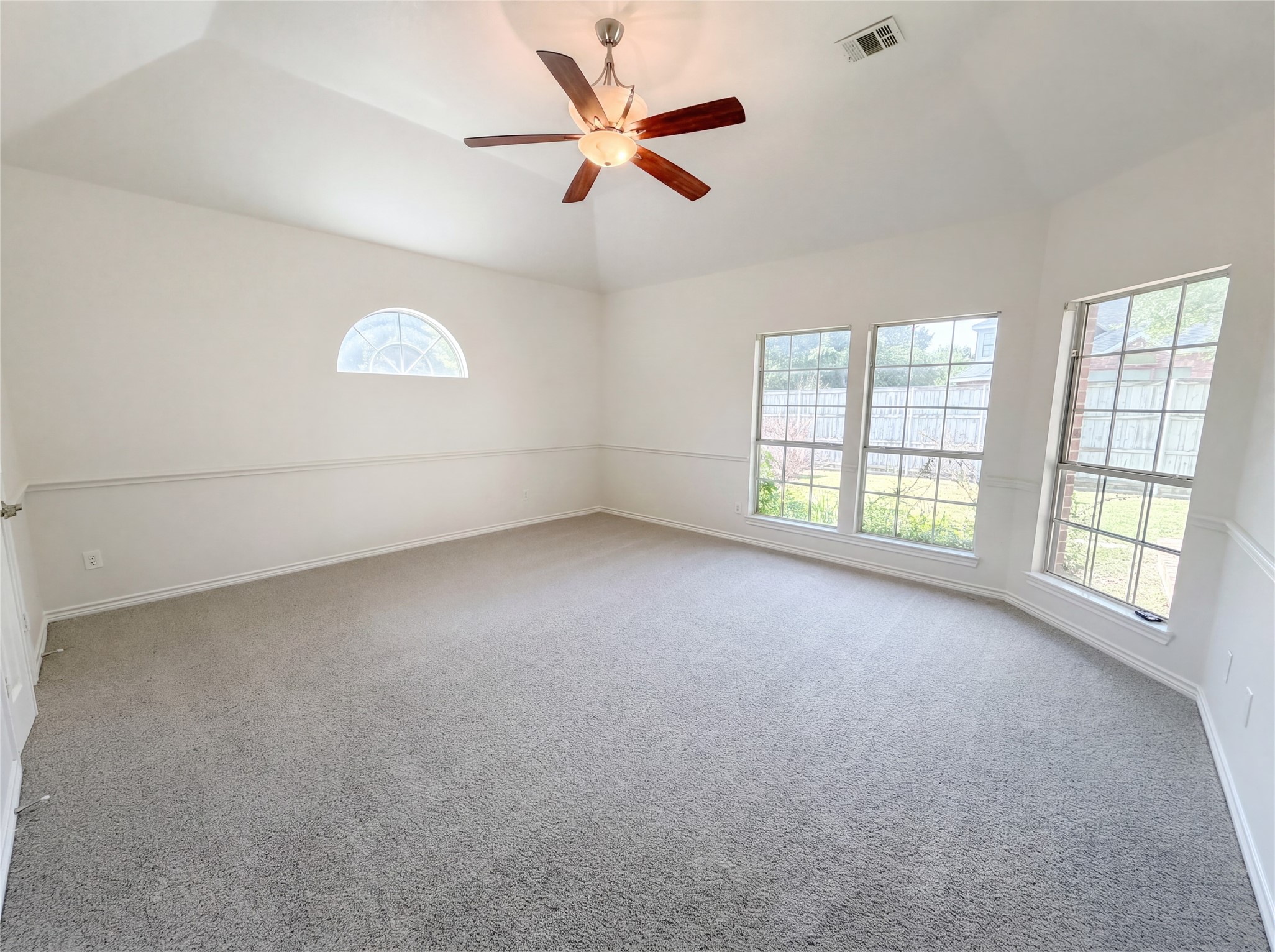 1126 Glencoe Drive Glenn Heights TX 75154