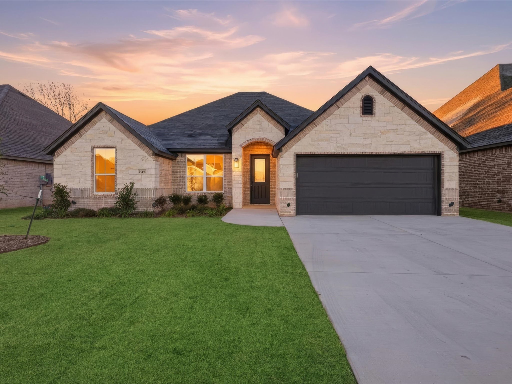1486 Highland Park Circle Granbury TX 76048