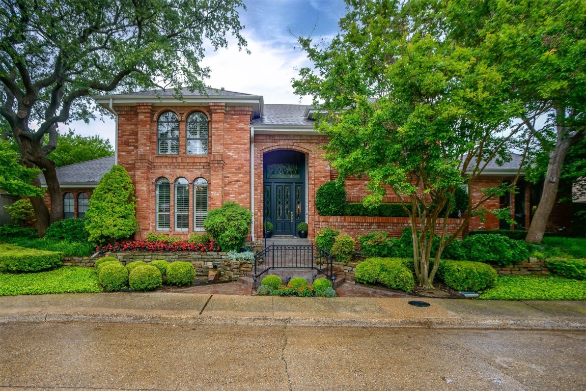 7 Castlecreek Court Dallas TX 75225