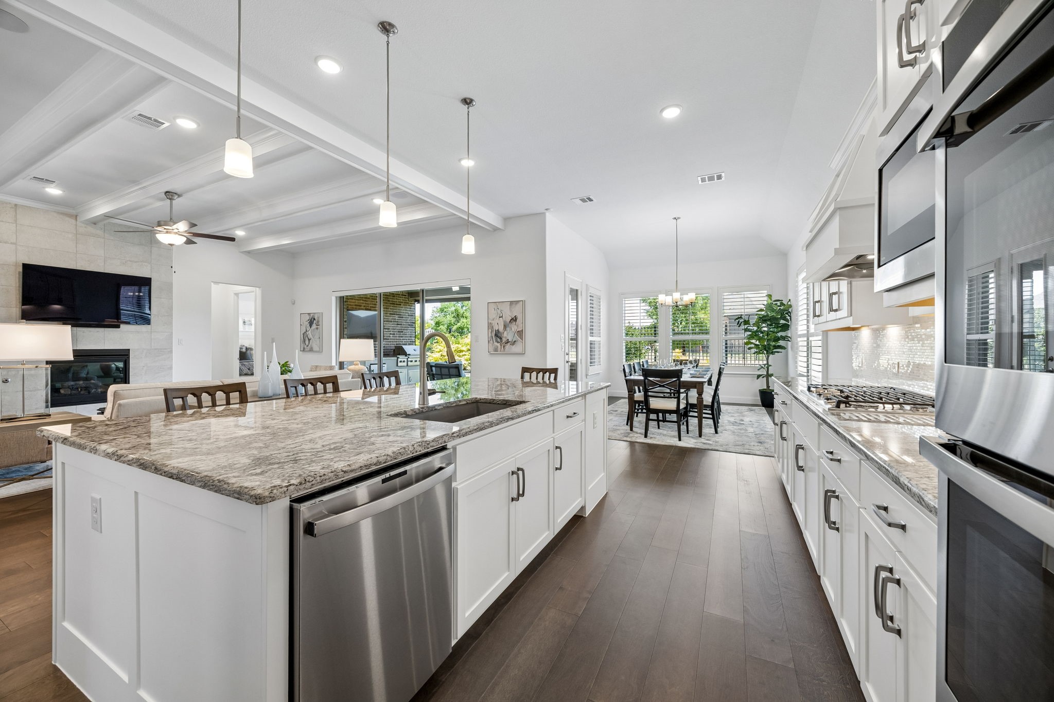 8113 Isle Of Skye The Colony TX 75056