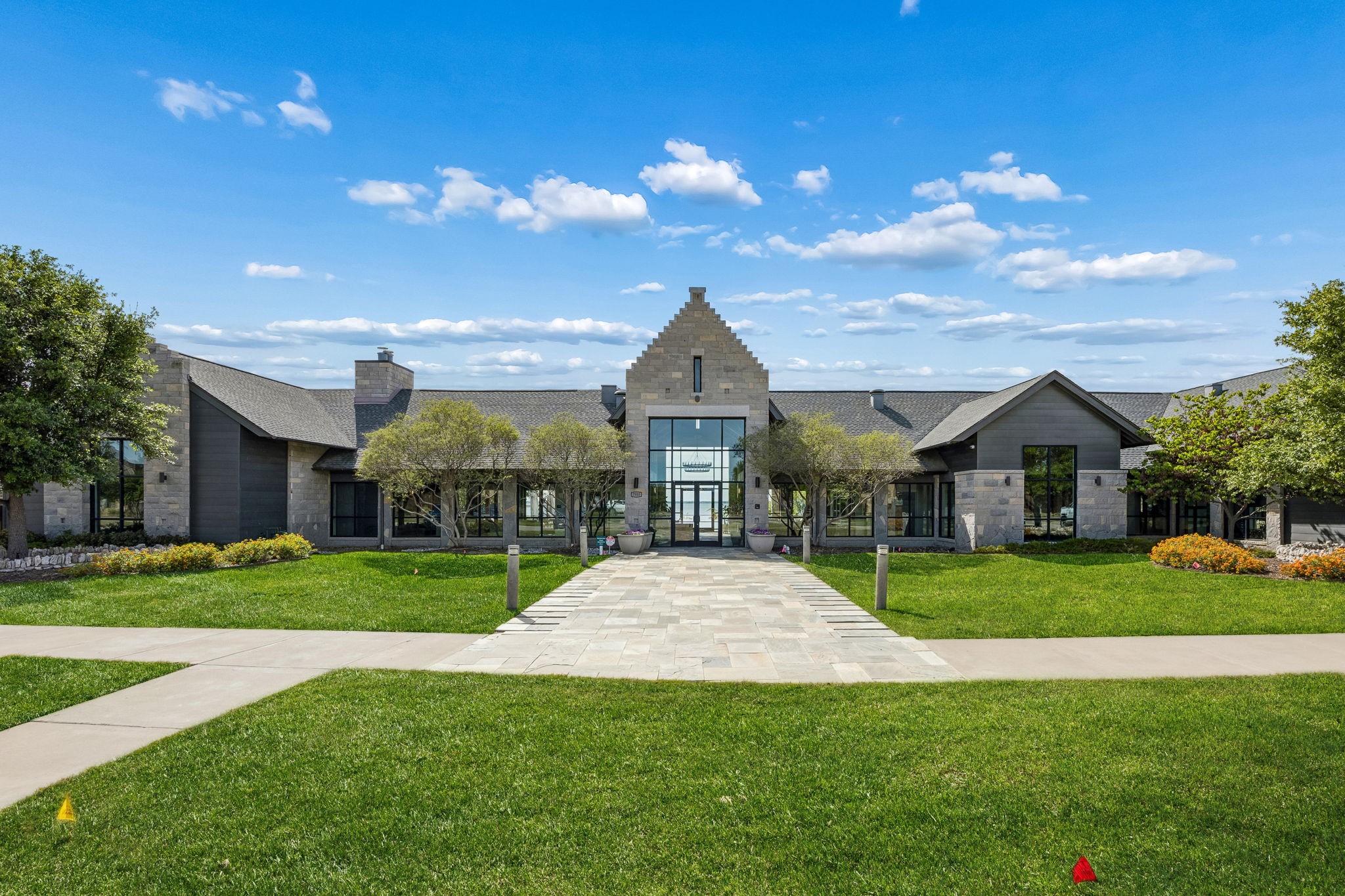 8113 Isle Of Skye The Colony TX 75056
