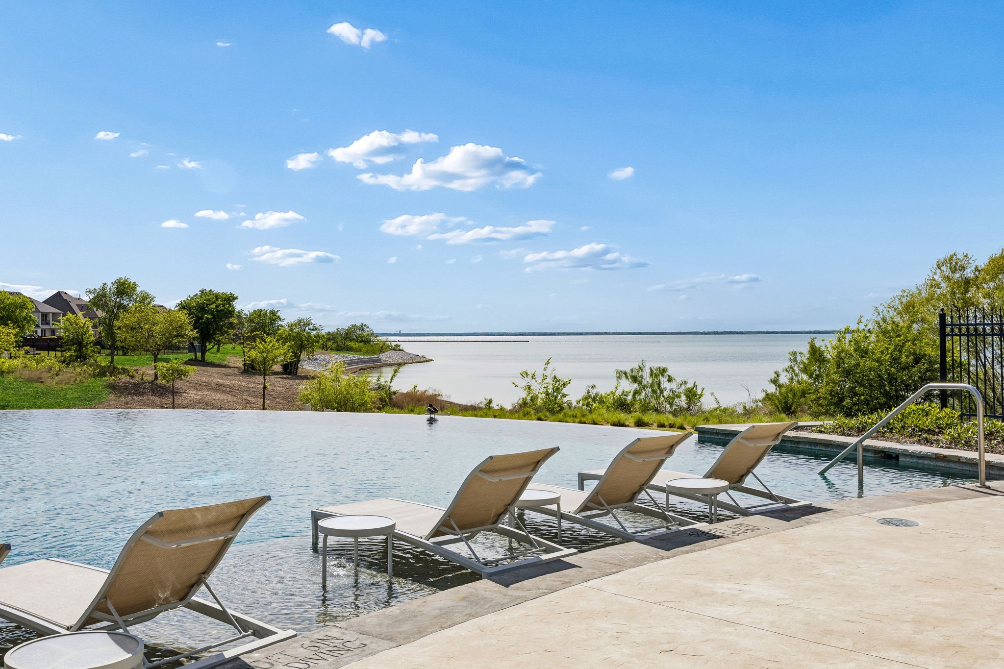 8113 Isle Of Skye The Colony TX 75056
