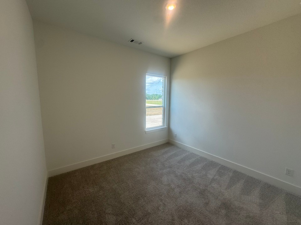 707 Water Side Drive Van Alstyne TX 75495