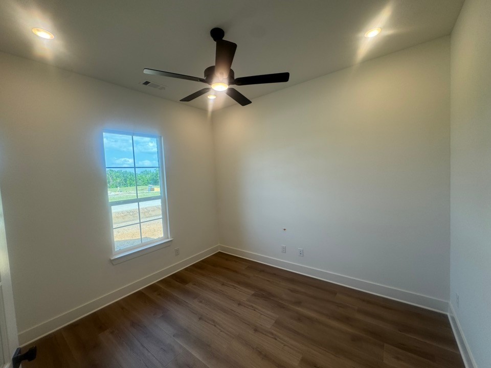 707 Water Side Drive Van Alstyne TX 75495